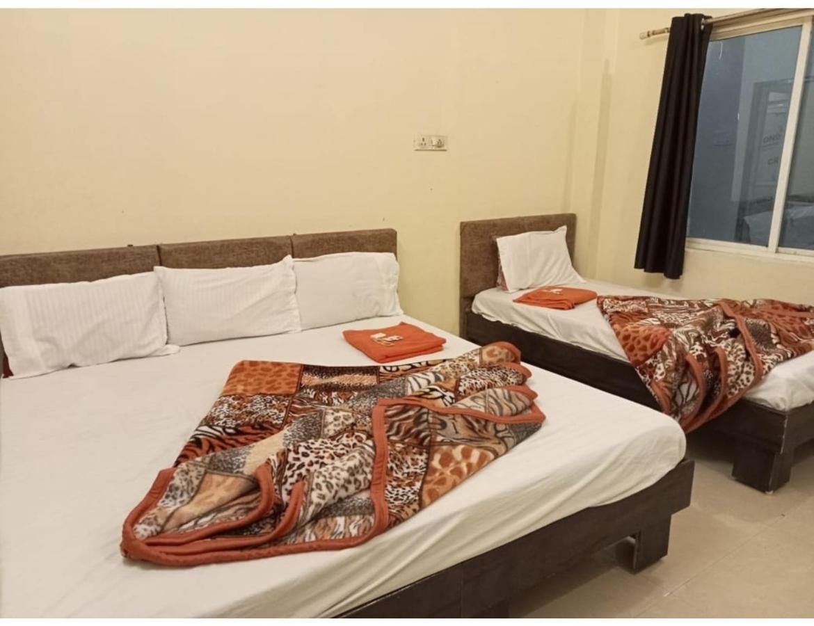 Hotel Mahakal Vishram, Ujjain Exterior foto