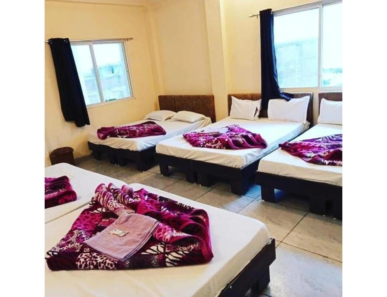 Hotel Mahakal Vishram, Ujjain Exterior foto